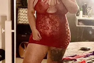 PAWG throat queen - 34 - Image 4